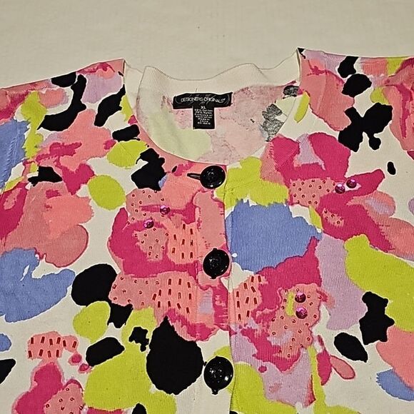 Womens multi colored embellished 3 button cardigan size XL - Picture 2 of 7